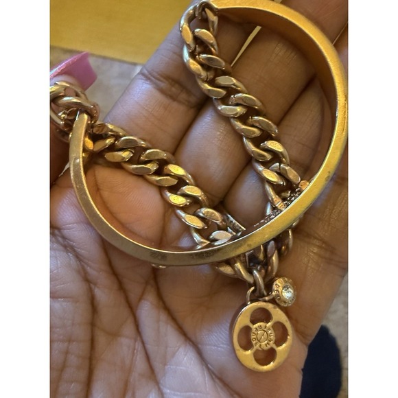 Henri Bendel Hinged Rose Gold bangle Bracelet - Picture 5 of 6